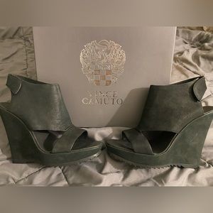Vince Camuto leather wedge heels